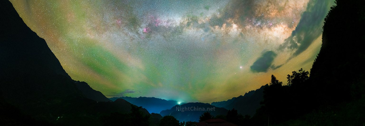 银河与气辉 - 夜空中国