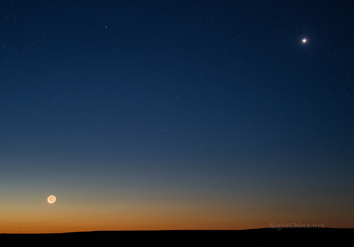 金星合月 夜空中国