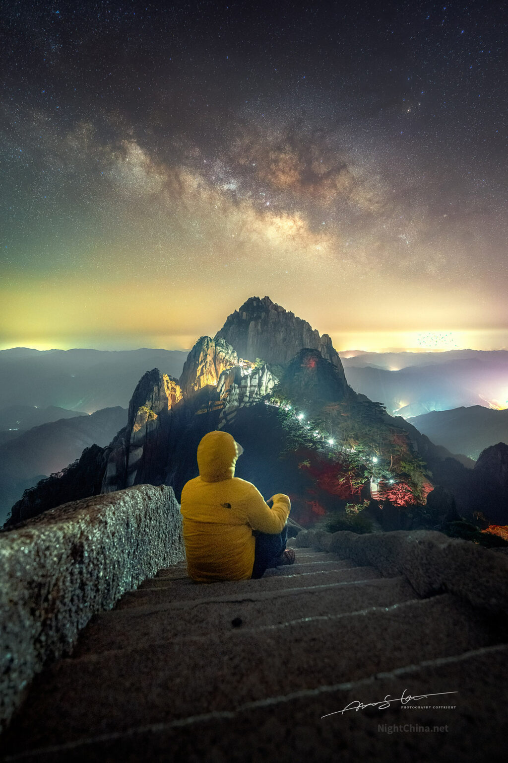 一剑开天门 - 夜空中国